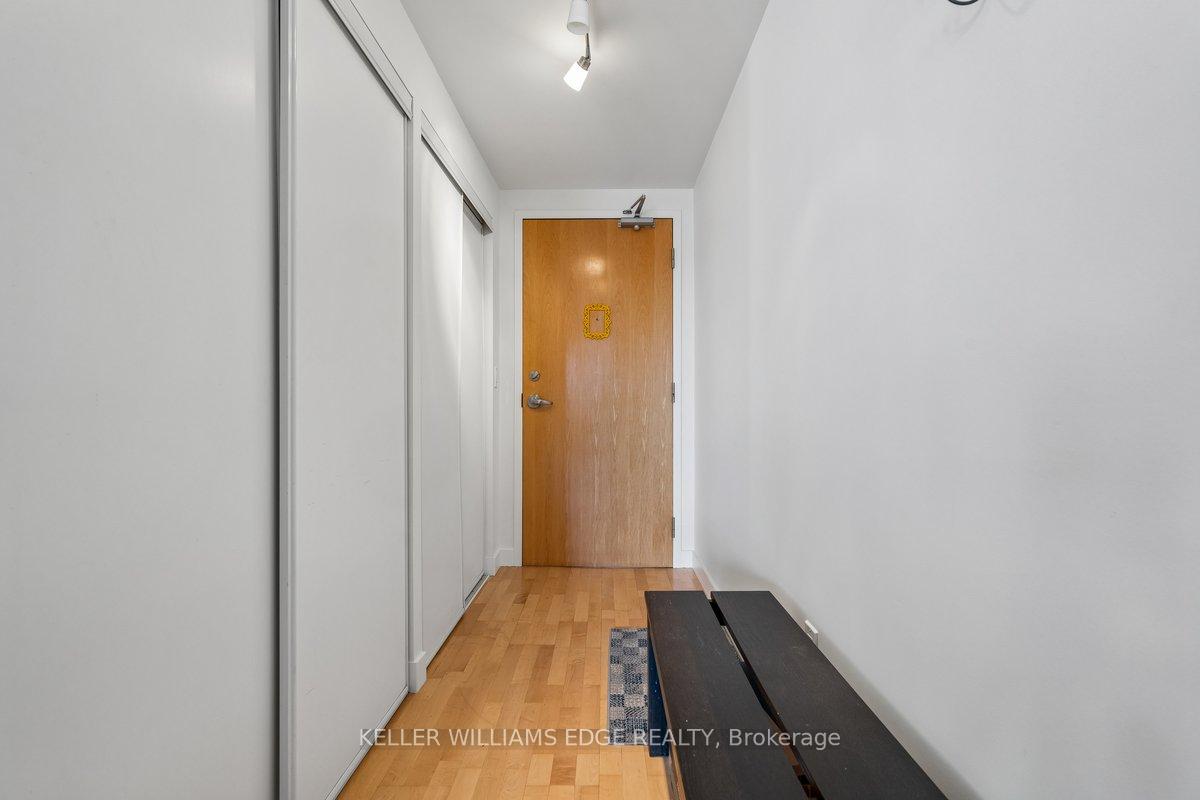 1375 Dupont Street 612, Toronto W02 — photo 3 of 5