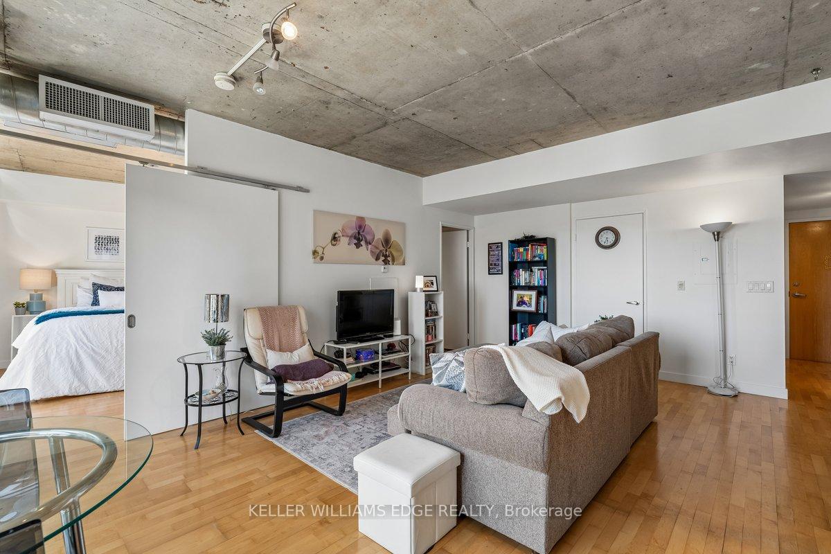 1375 Dupont Street 612, Toronto W02 — photo 5 of 5