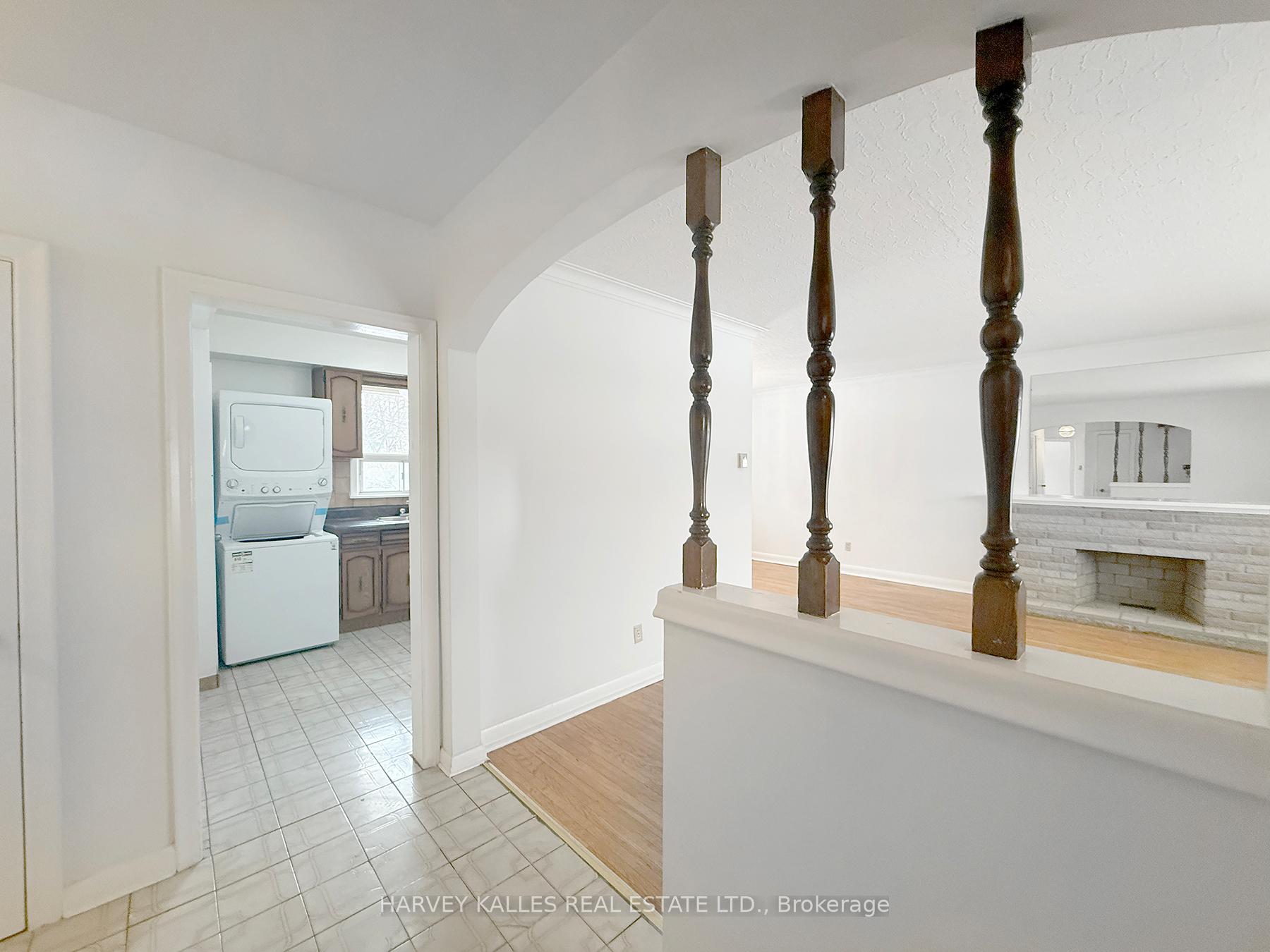 214 Dixon Road, Toronto W09 — photo 4 of 5