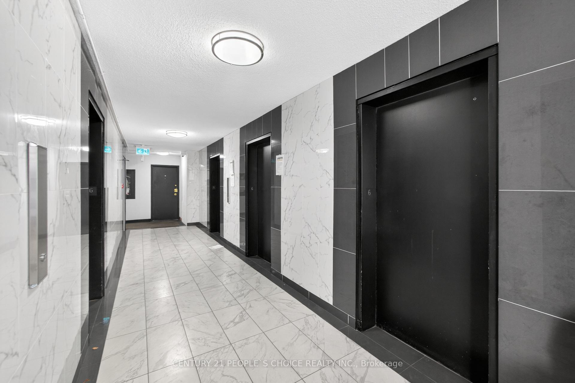 340 Dixon Road 601, Toronto W09 — photo 2 of 5