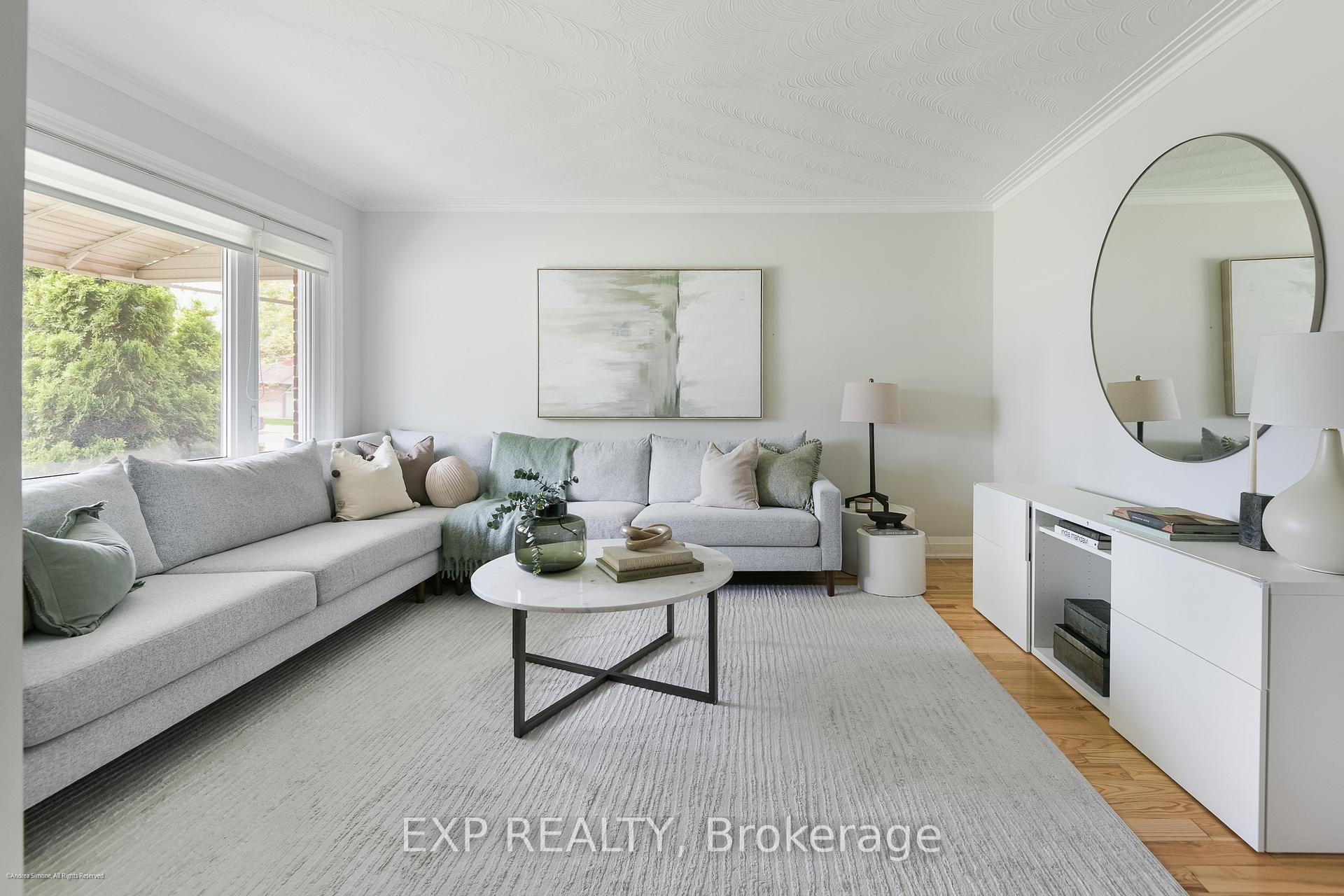125 Treeview Drive, Toronto W06 — photo 4 of 5