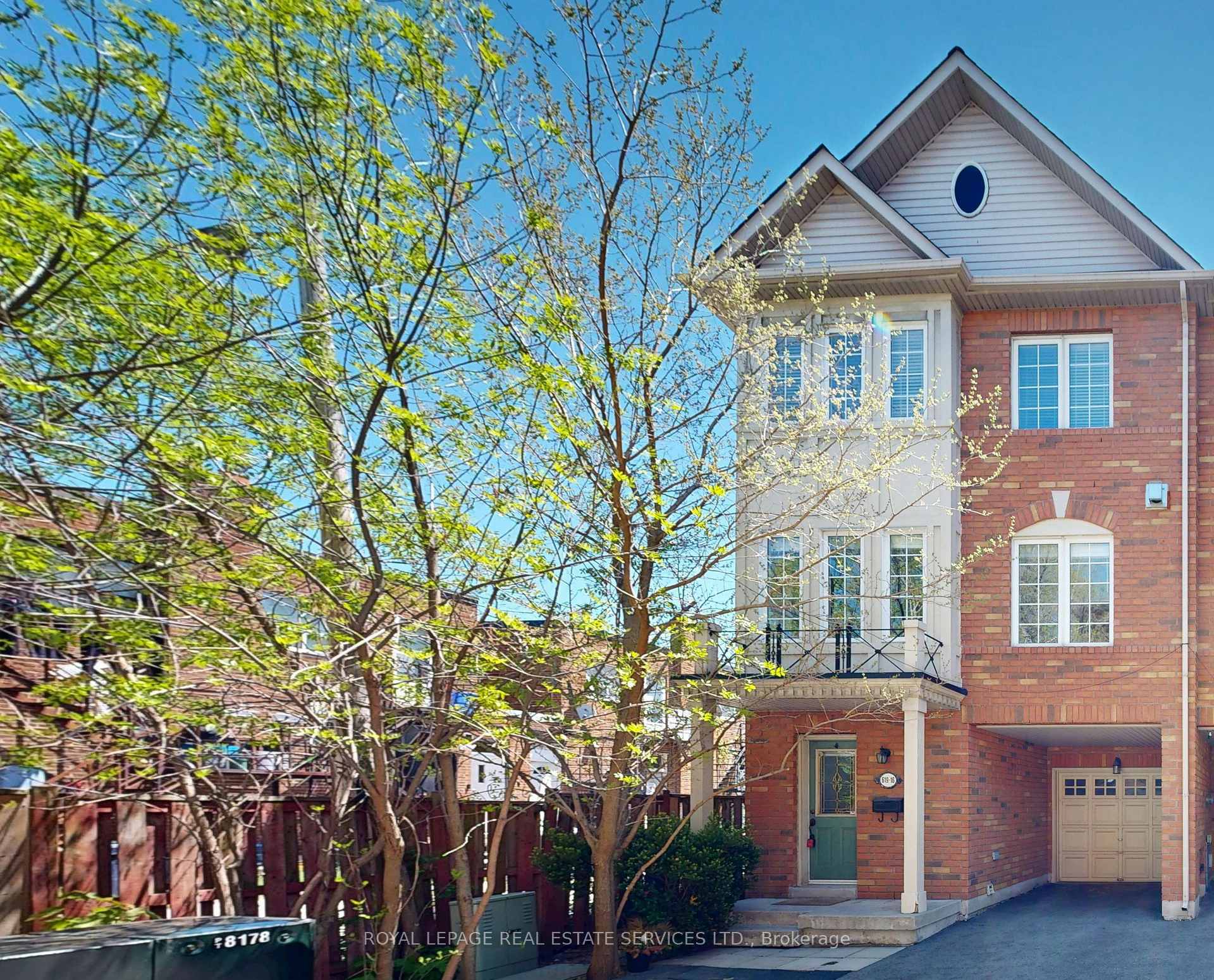 619 Evans Avenue 16, Toronto W06 — photo 2 of 5