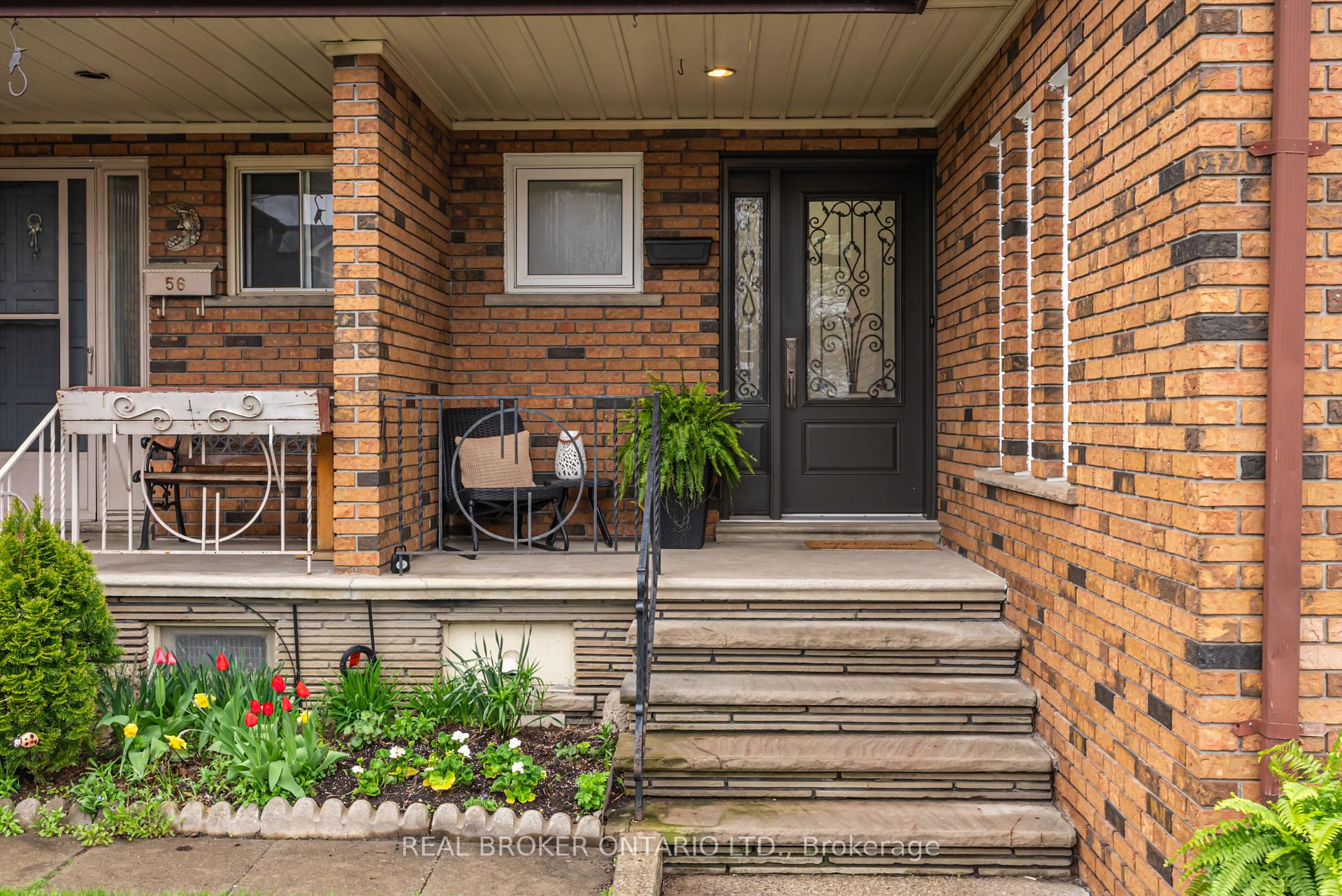 56A Treeview Drive, Toronto W06 — photo 3 of 5