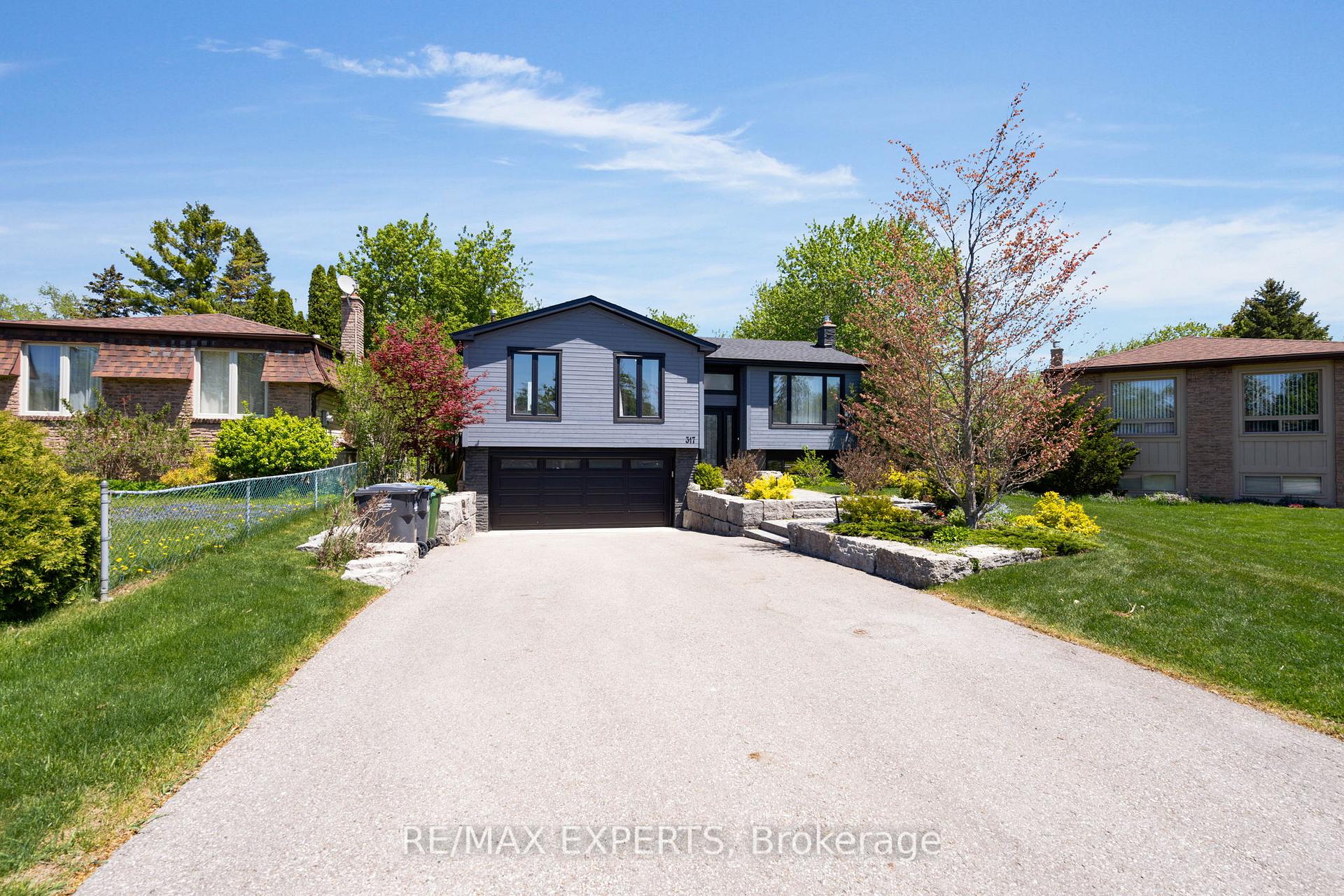 317 Marple Crescent, Caledon — photo 2 of 5