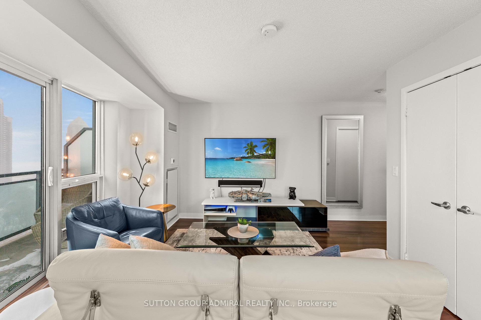 155 Legion Road N 2513, Toronto W06 — photo 5 of 5