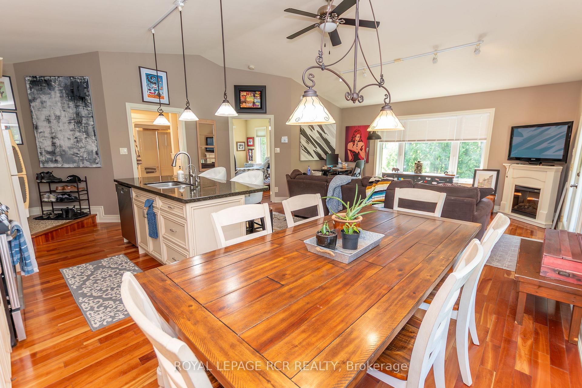20294 Willoughby Road, Caledon — photo 4 of 5