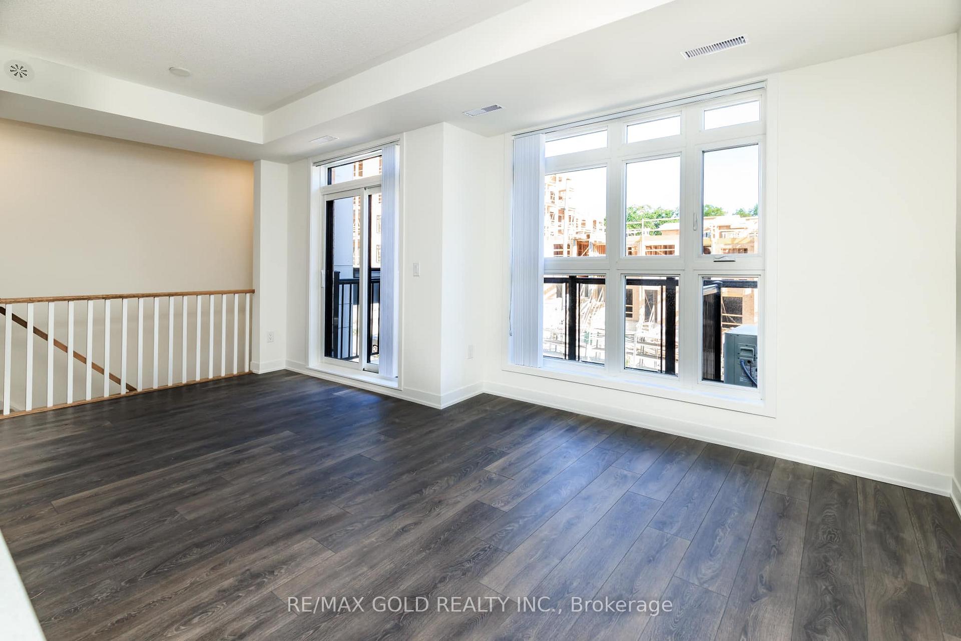 140 Canon Jackson Drive 210, Toronto W04 — photo 5 of 5