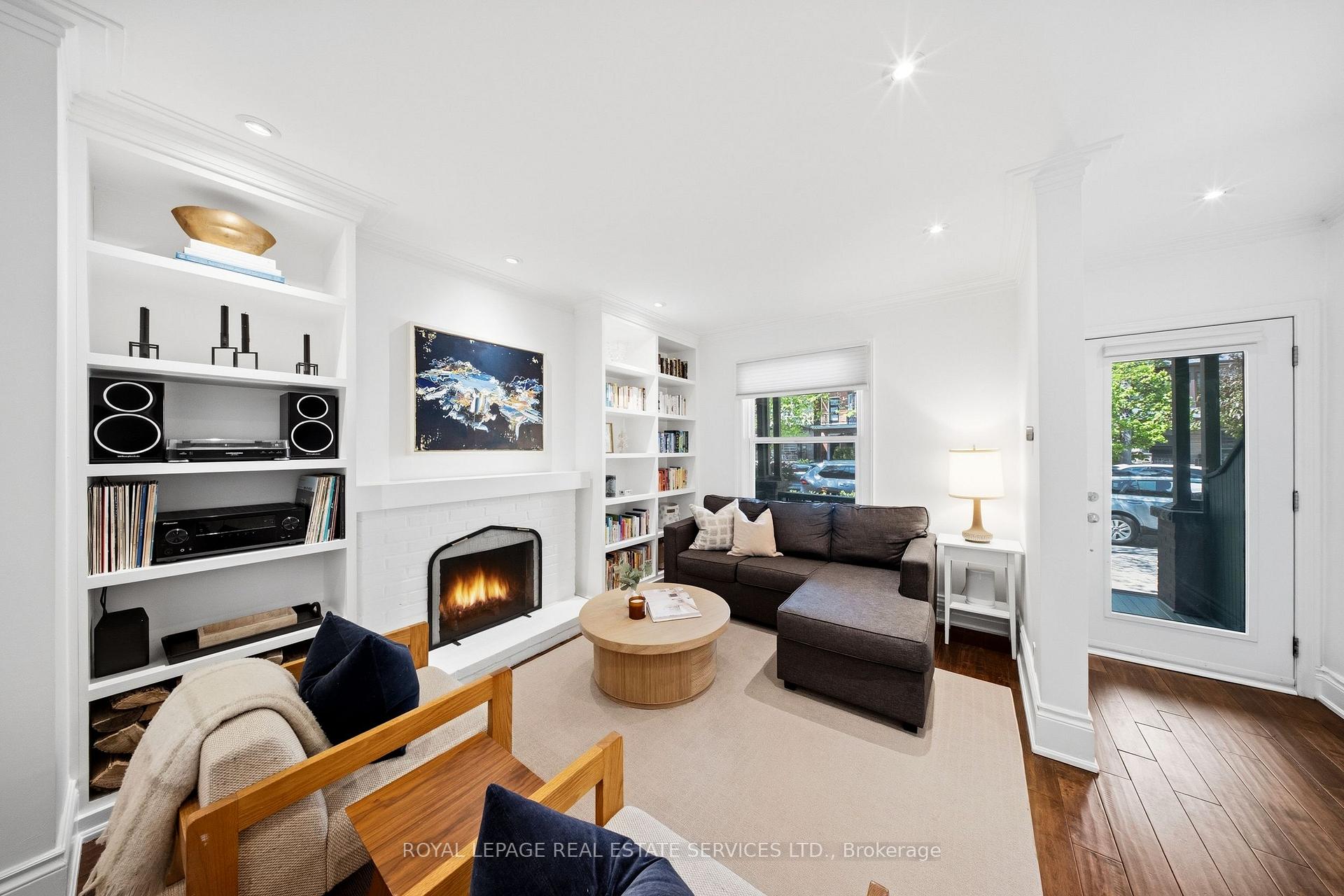 473 Beresford Avenue, Toronto W02 — photo 5 of 5