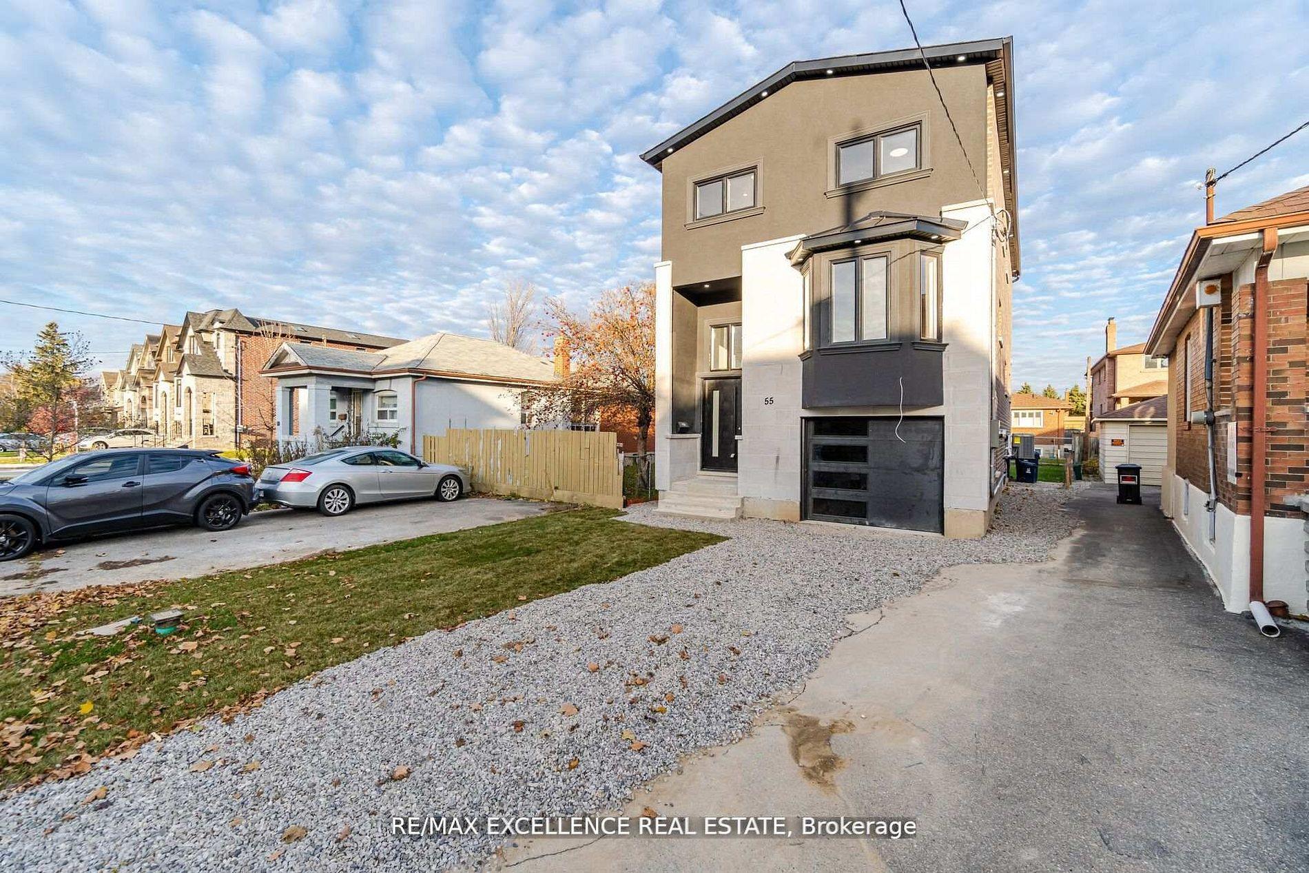 55 Renfield Street, Toronto W04 — photo 2 of 5