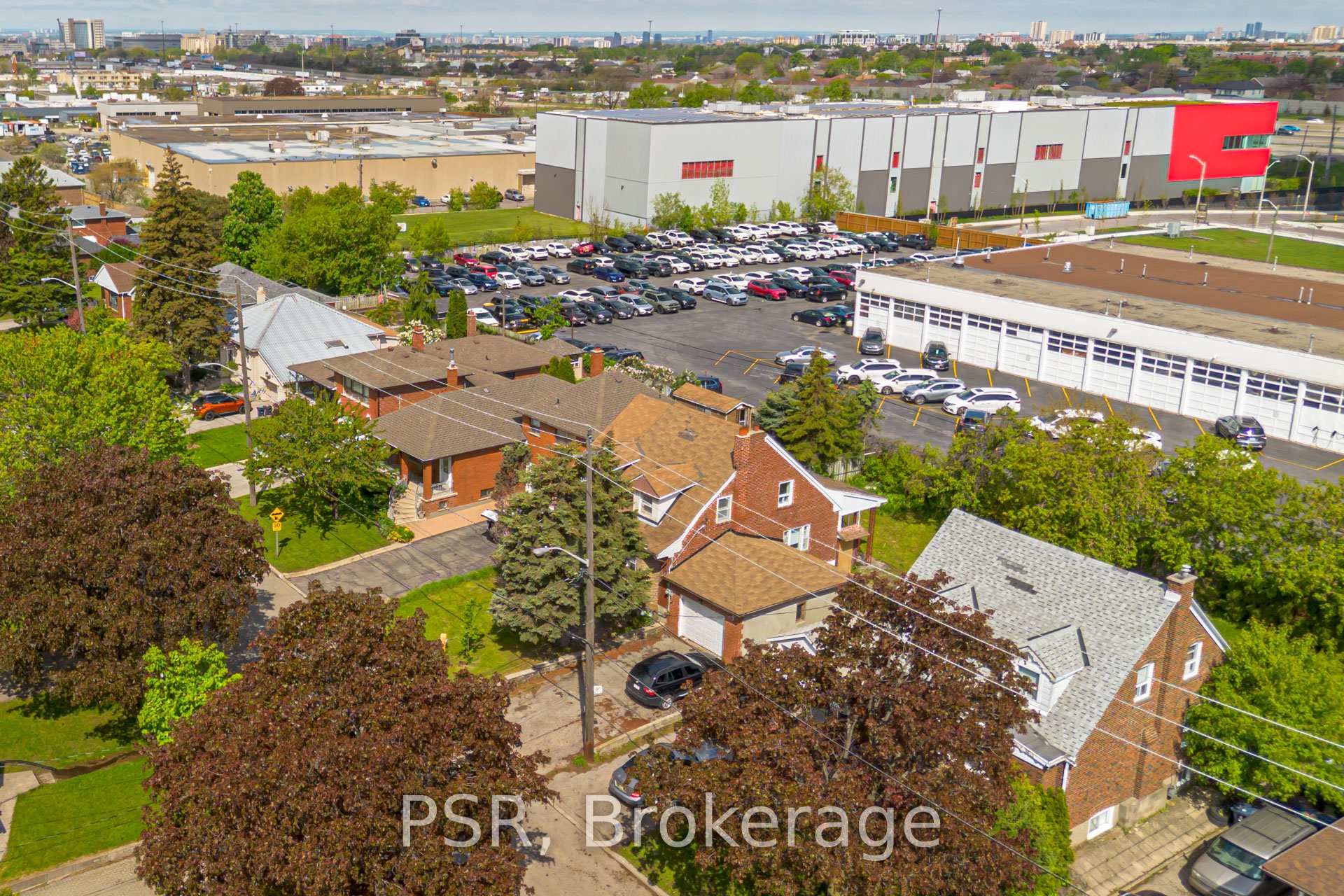 14 Jane Osler Boulevard, Toronto W04 — photo 3 of 5