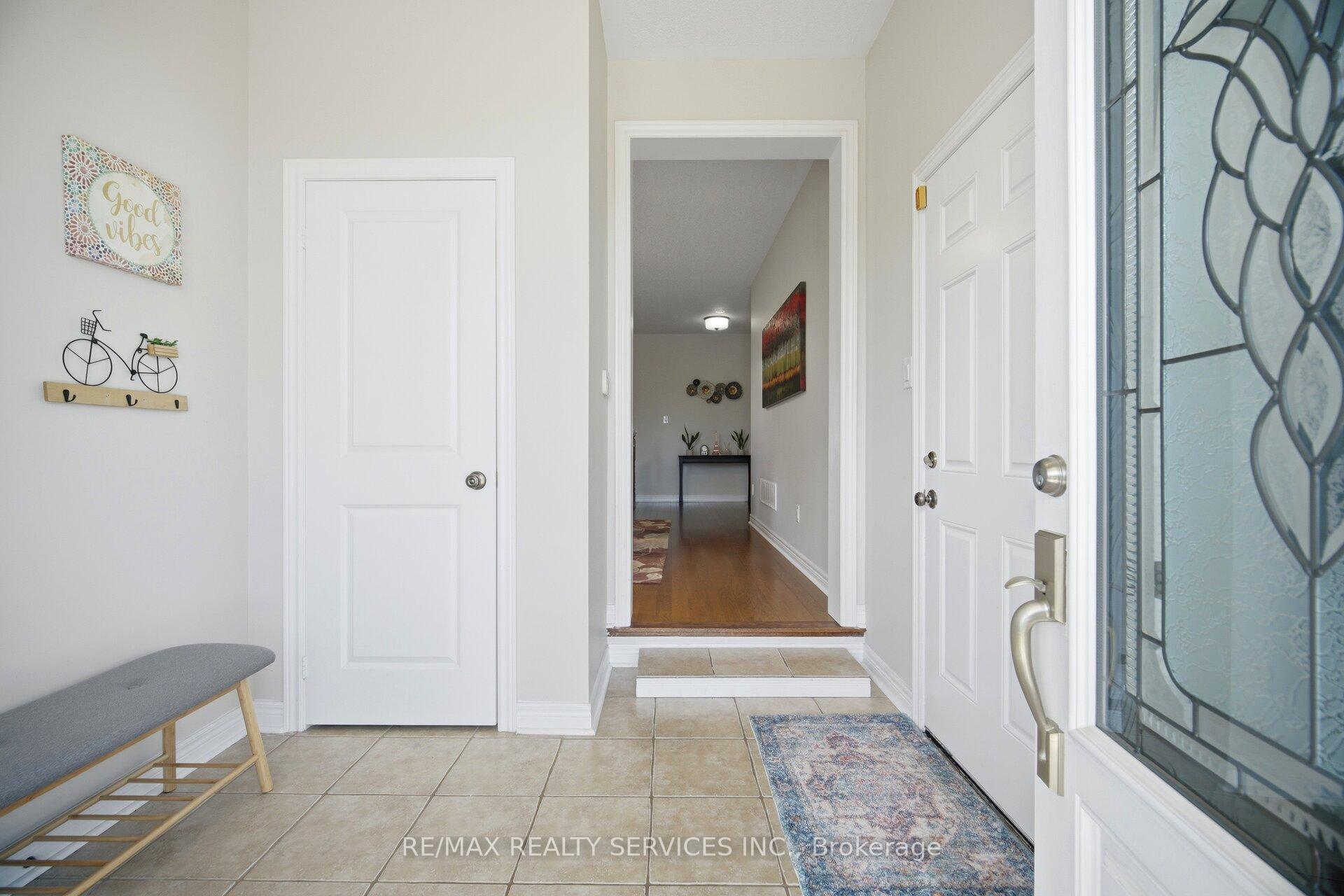 52 Atchison Drive, Caledon — photo 3 of 5