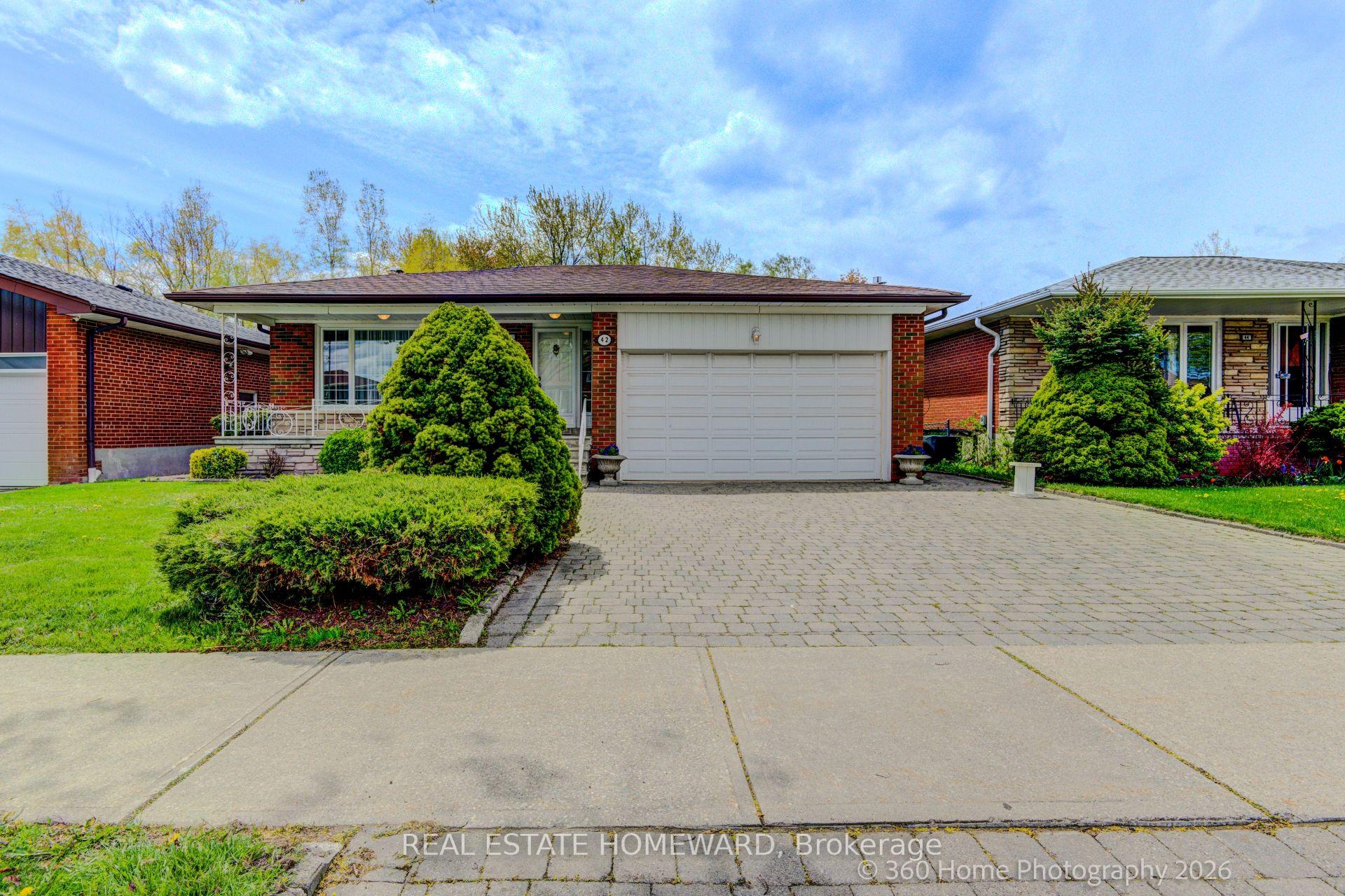 42 Annabelle Drive, Toronto W10, ON M9V 3B6 — Toronto W10, Ontario