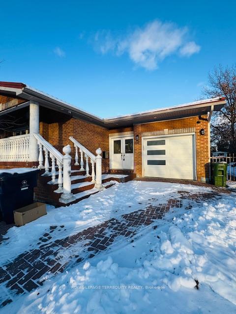 46 Orpington Crescent, Toronto W10 — photo 4 of 5