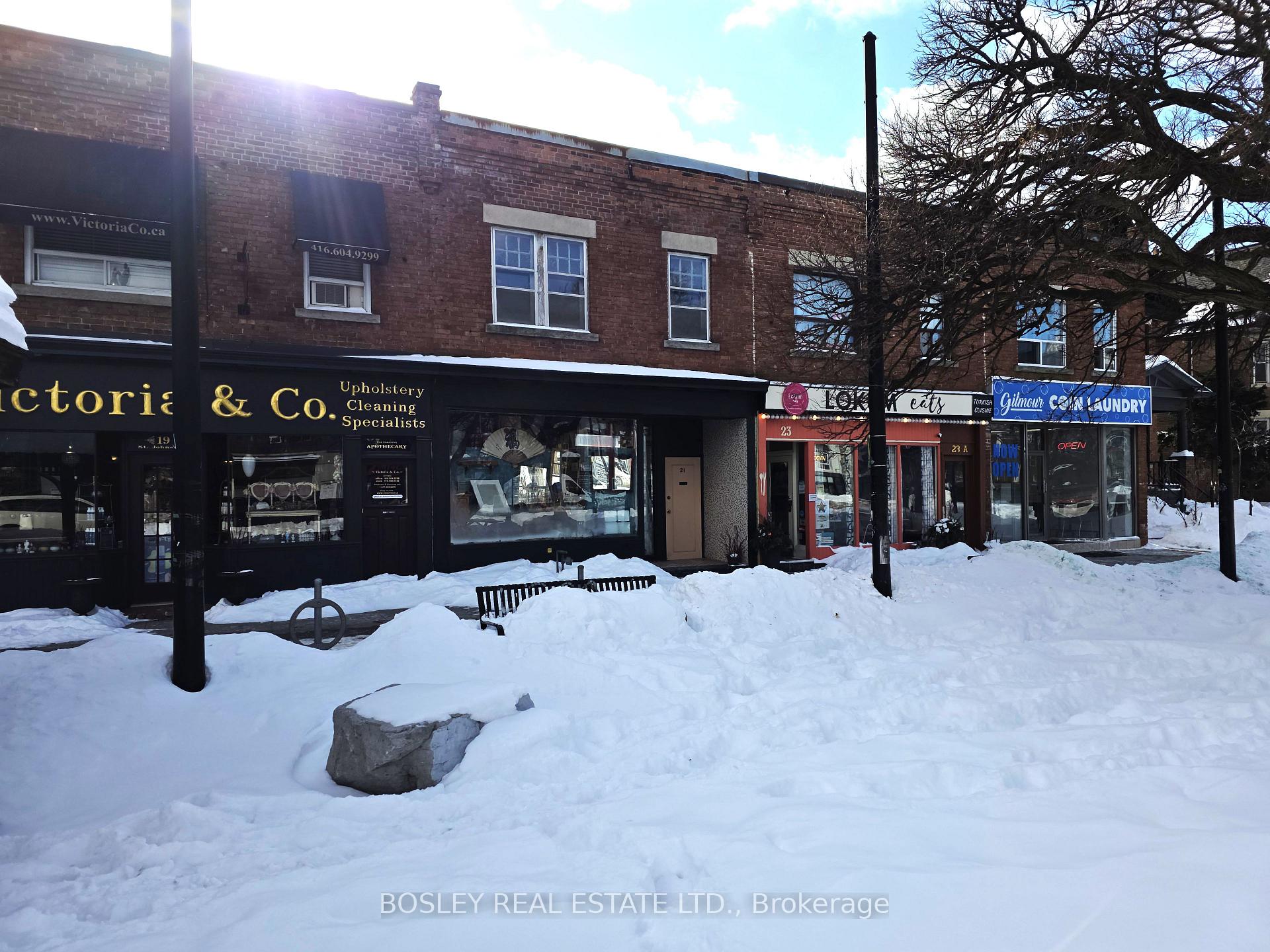 21 St. John's Road, Toronto W02 — photo 4 of 5