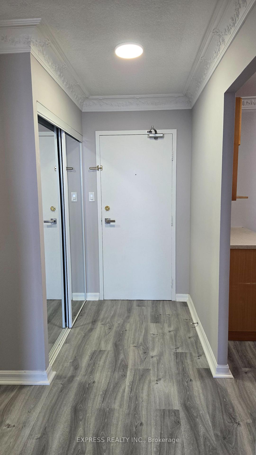 238 Albion Road 1202, Toronto W10, ON M9W 6A7 — Toronto W10, Ontario