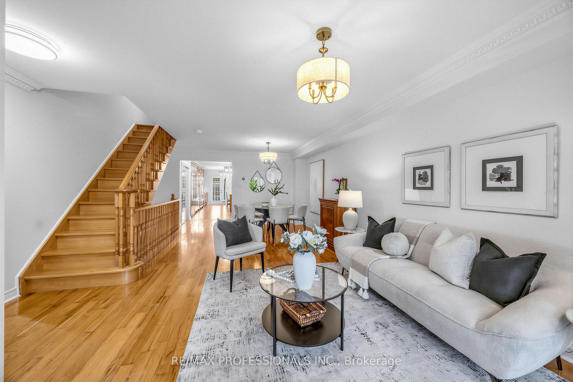 96 Brandon Avenue, Toronto W02 — photo 5 of 5