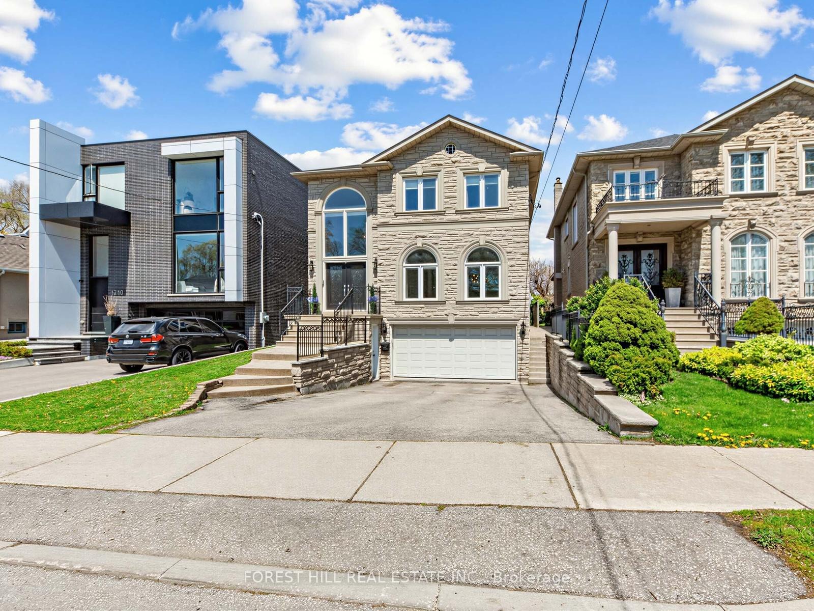 1208 Glencairn Avenue, Toronto W04, ON M6B 2B5 — Toronto W04, Ontario