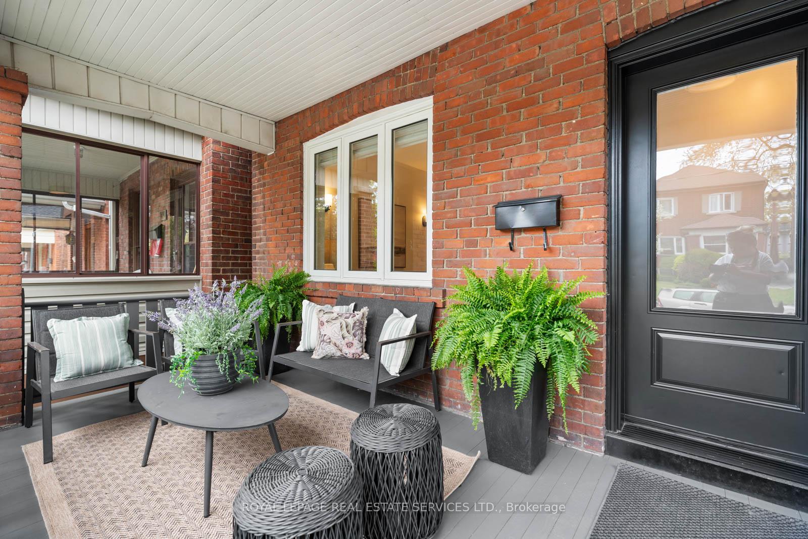 494 Durie Street, Toronto W02 — photo 4 of 5