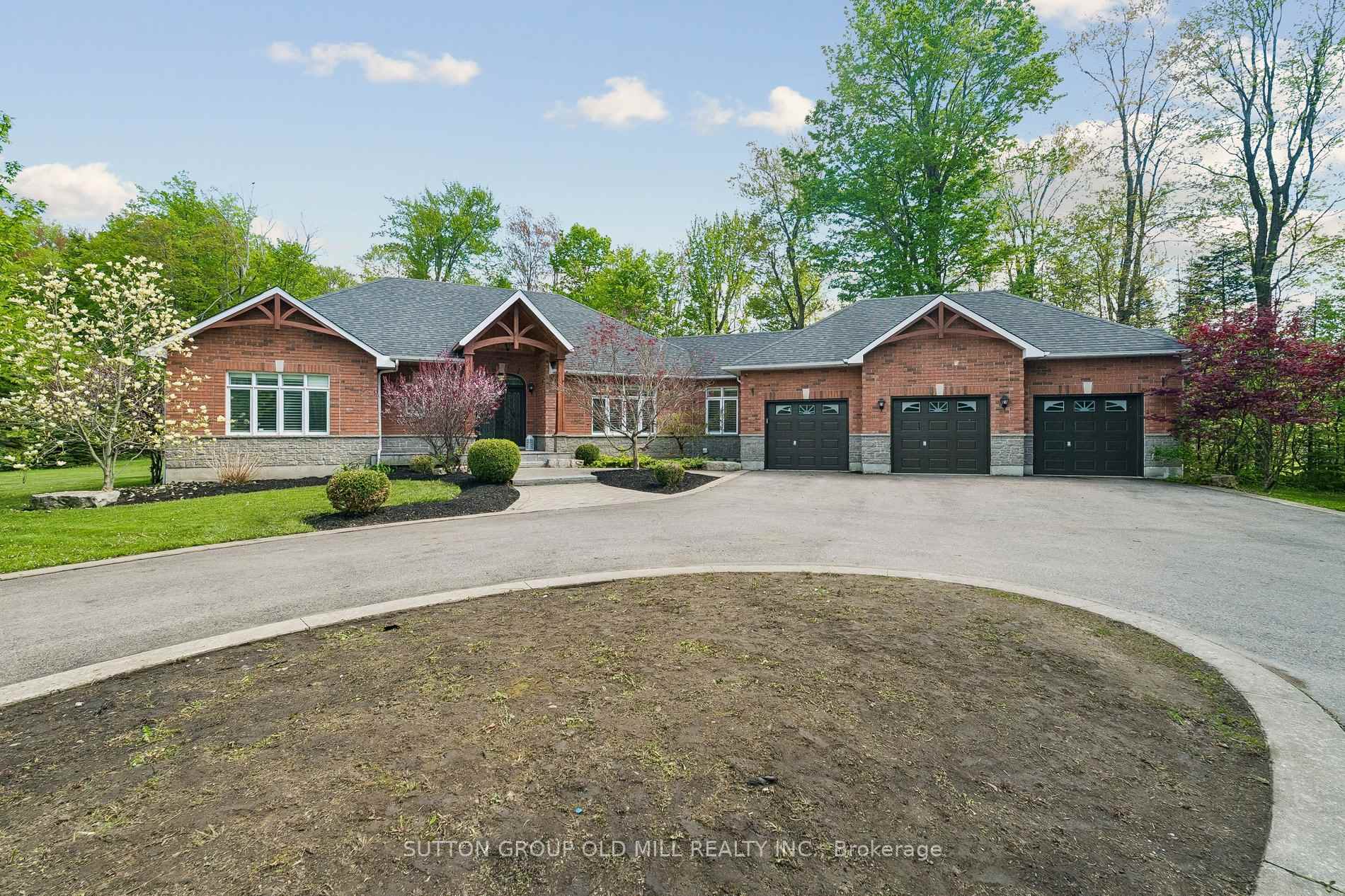 7 Rolling Meadow Drive, Caledon, ON L7K 0N2 — Caledon, Ontario