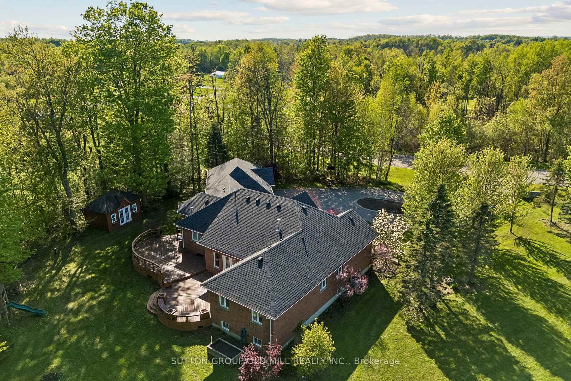 7 Rolling Meadow Drive, Caledon — photo 2 of 5