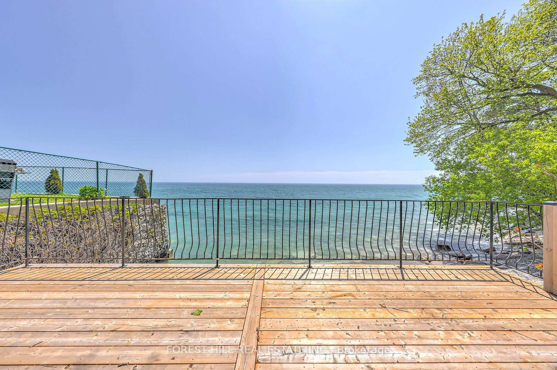2703 Lake Shore Boulevard W, Toronto W06, ON M8V 1G6 — Toronto W06, Ontario