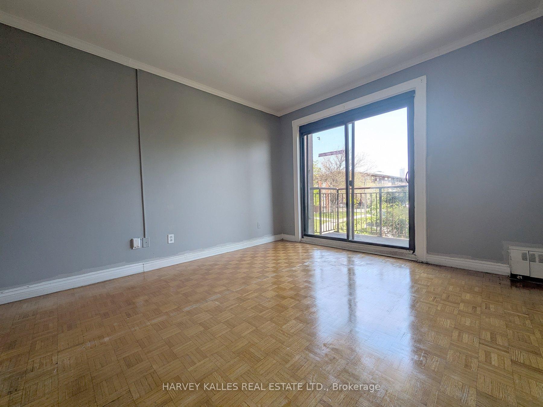 80 Blackfriar Avenue 203, Toronto W09 — photo 4 of 5