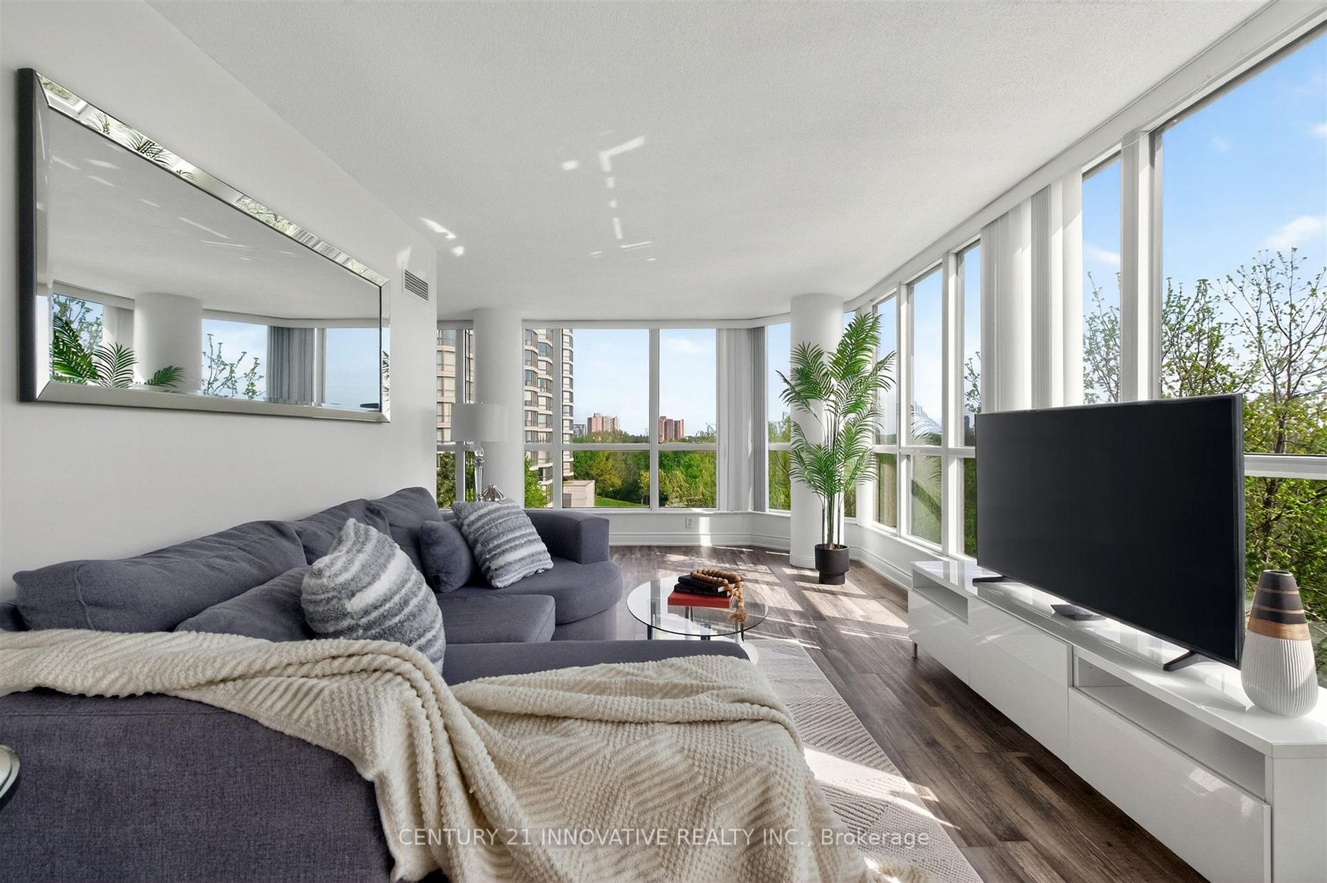 5 Rowntree Road 415, Toronto W10, ON M9V 5G9 — Toronto W10, Ontario