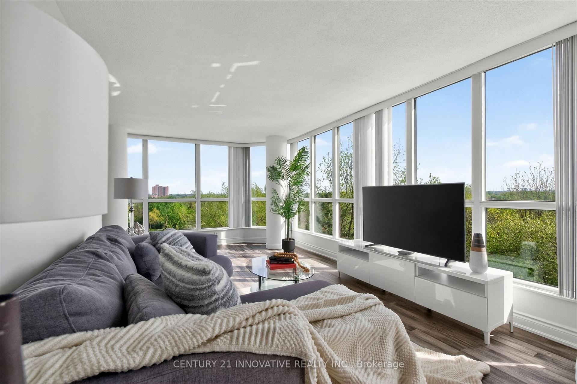 5 Rowntree Road 415, Toronto W10 — photo 2 of 5