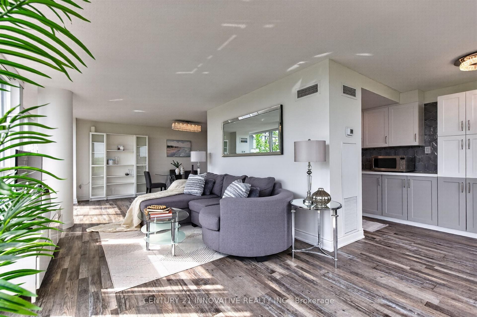 5 Rowntree Road 415, Toronto W10 — photo 4 of 5