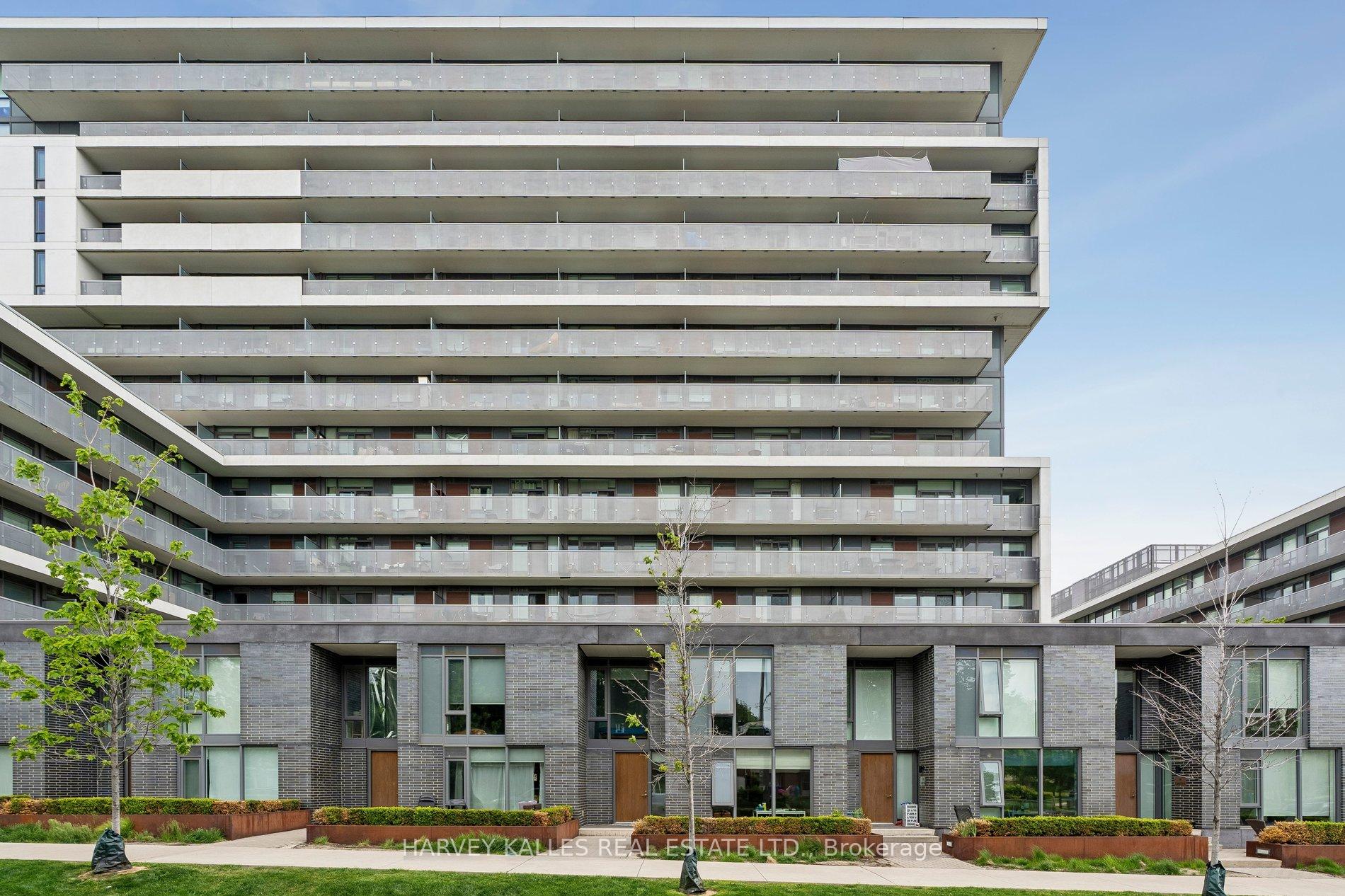 152 Flemington Road Th104, Toronto W04, ON M6A 2P3 — Toronto W04, Ontario