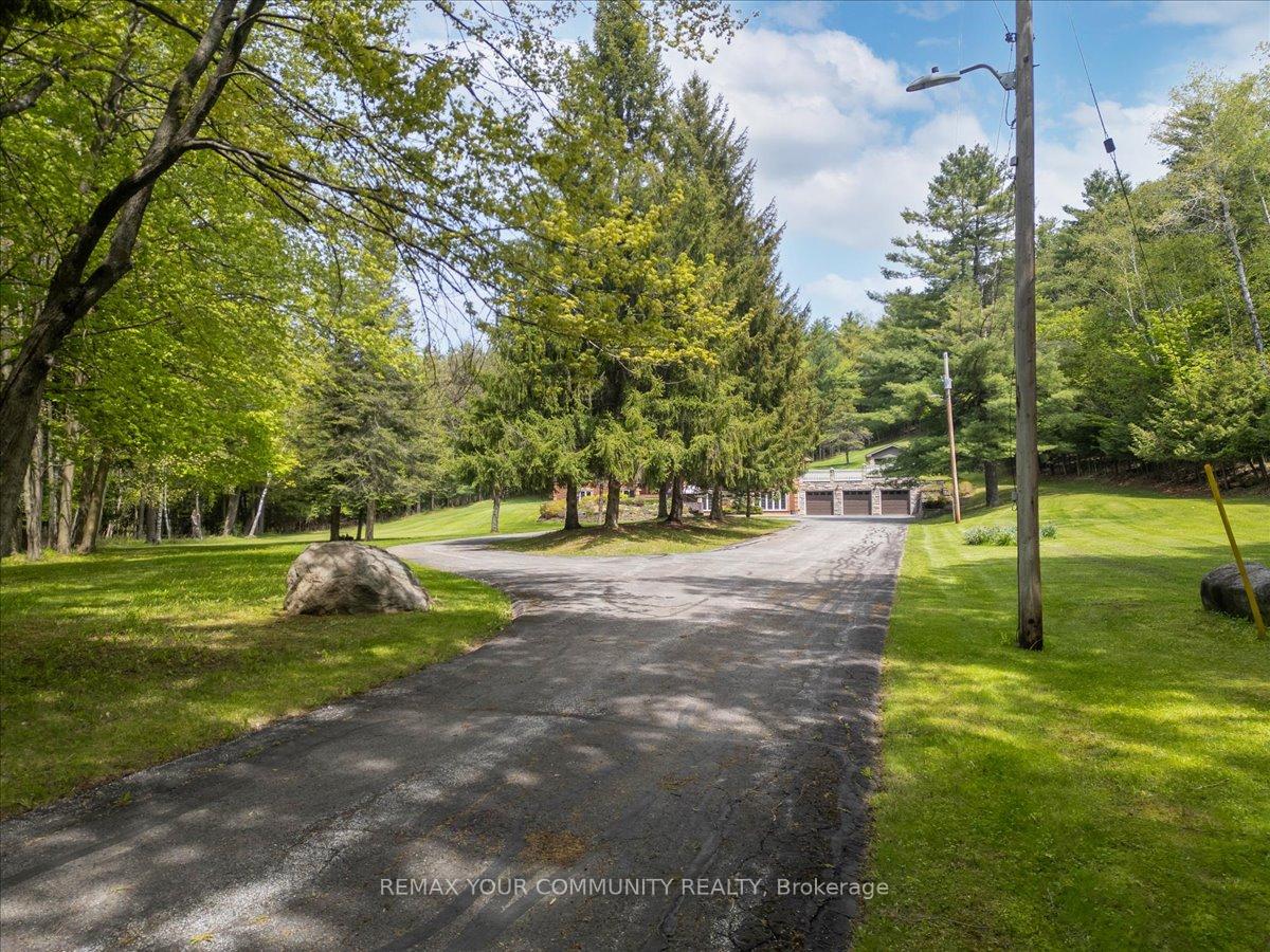 8339 Finnerty Side Road, Caledon — photo 2 of 5