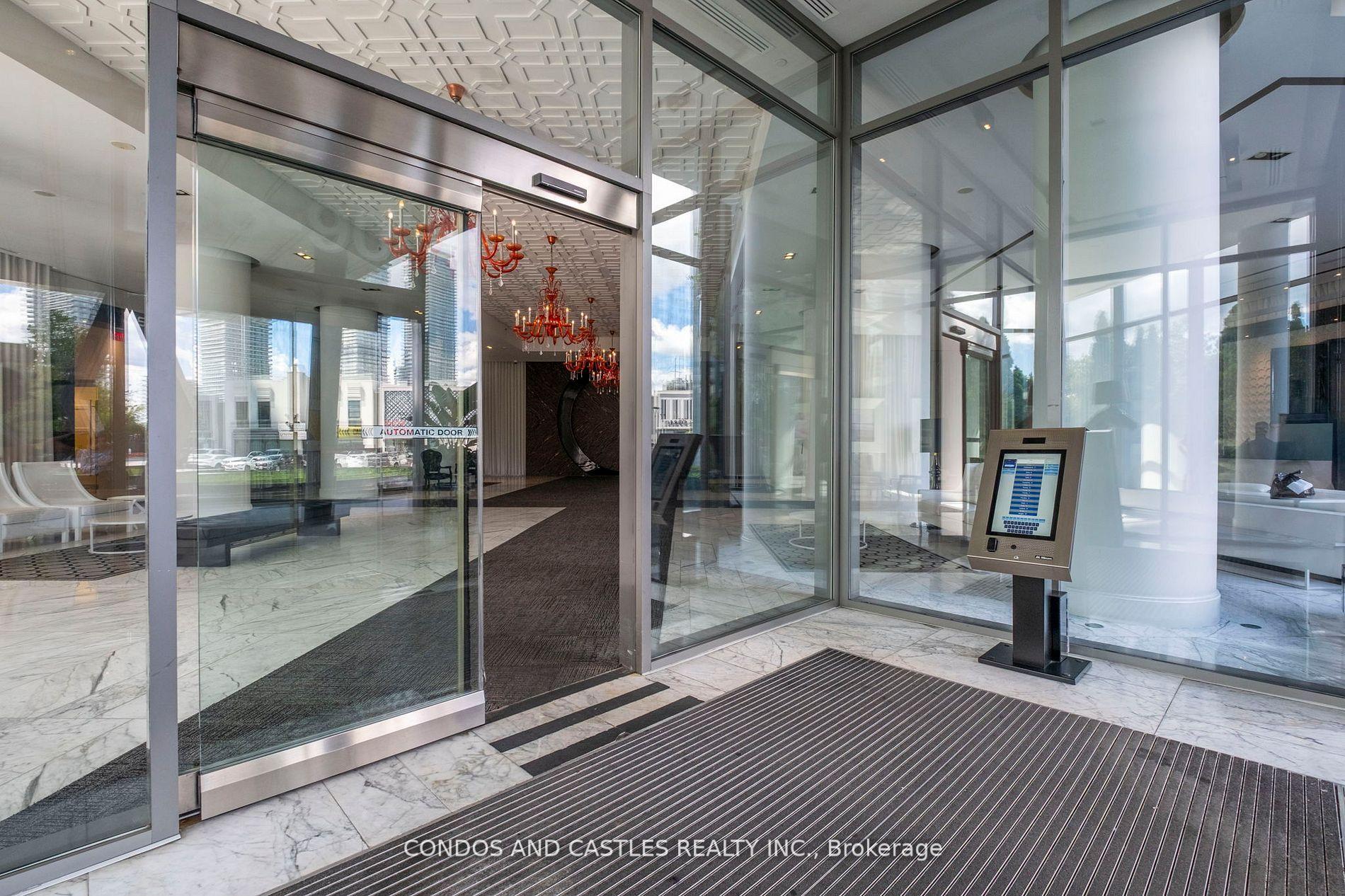 90 Park Lawn Road 1009, Toronto W06 — photo 2 of 5