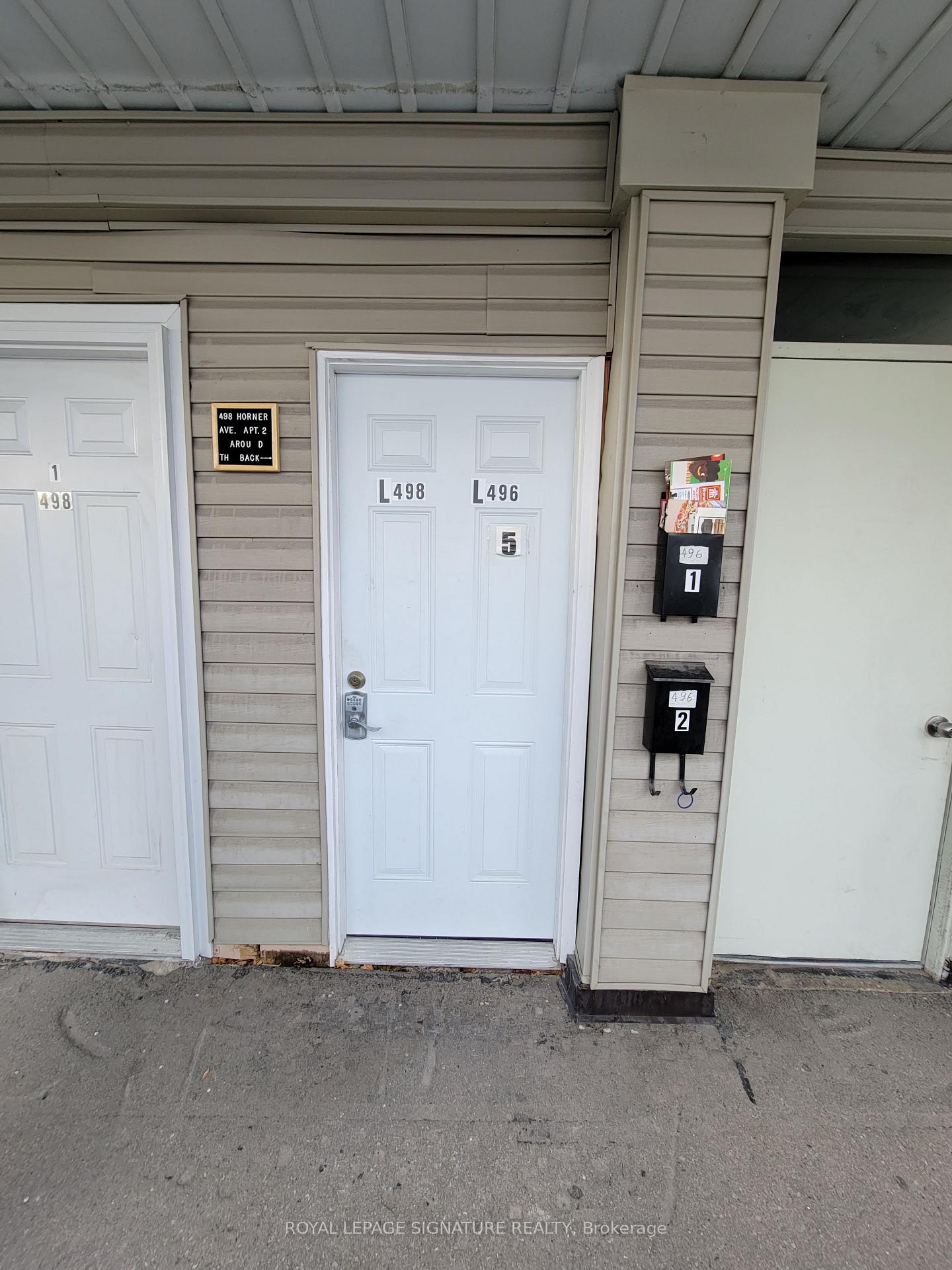 496 Horner Avenue L4, Toronto W06 — photo 2 of 5