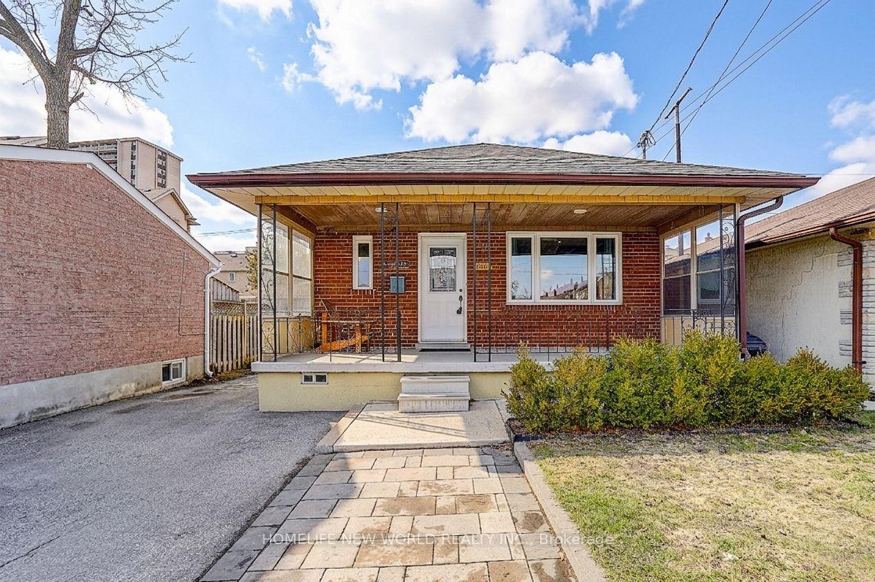 56 Tedder Street, Toronto W04 — photo 2 of 5