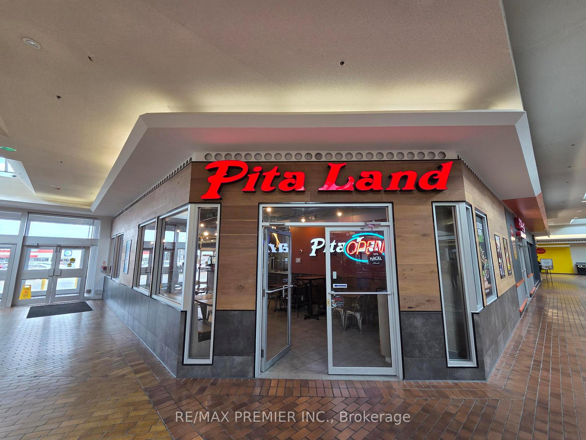 24 The East Mall Avenue 10 & 11, Toronto W06, ON M8W 4W5 — Toronto W06, Ontario