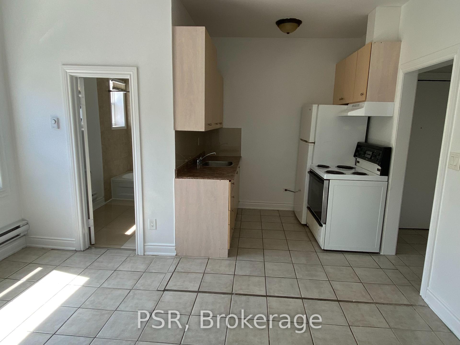 3110 Lake Shore Boulevard W 2, Toronto W06 — photo 3 of 5