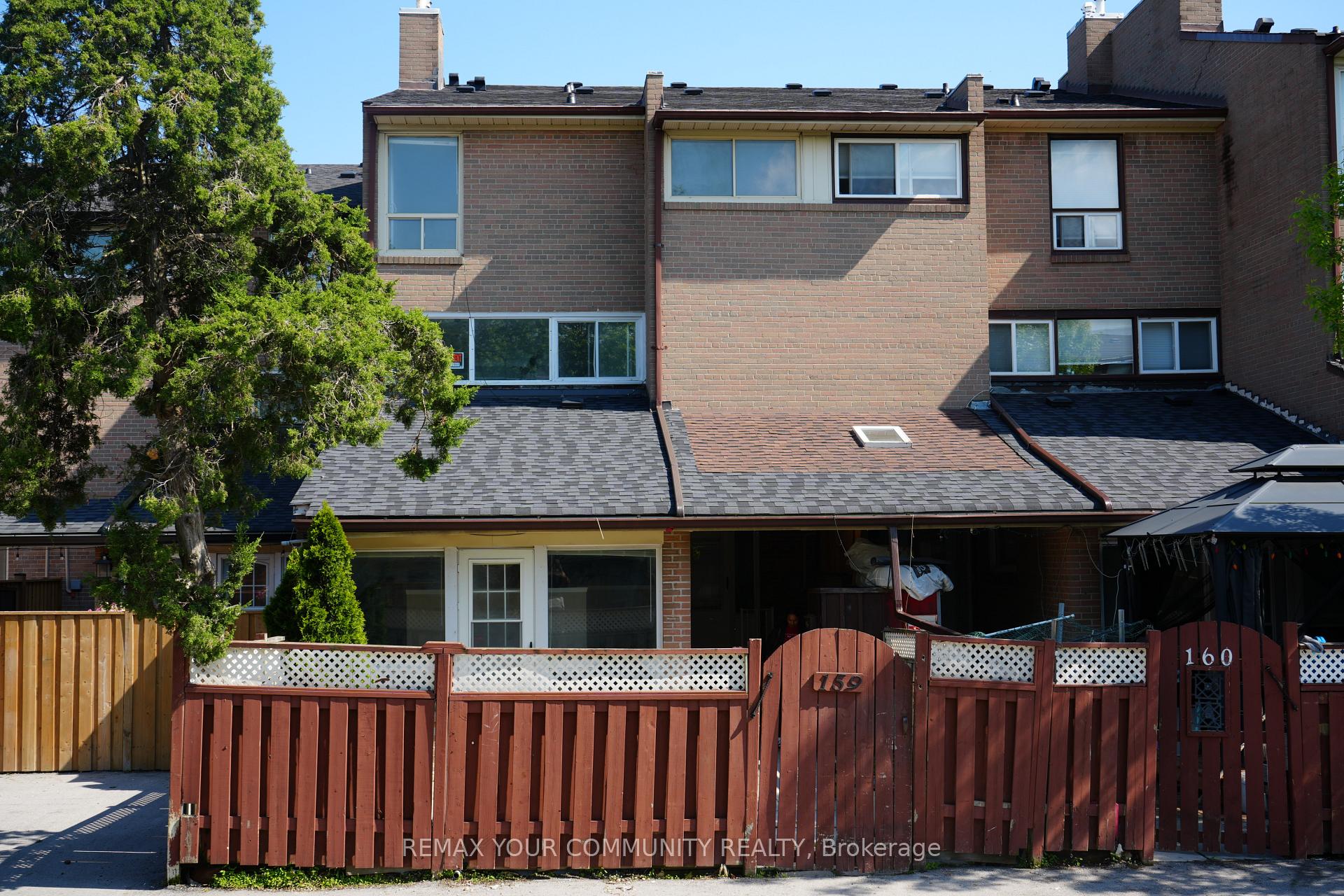 252 John Garland Boulevard 159, Toronto W10, ON M9V 1N8 — Toronto W10, Ontario