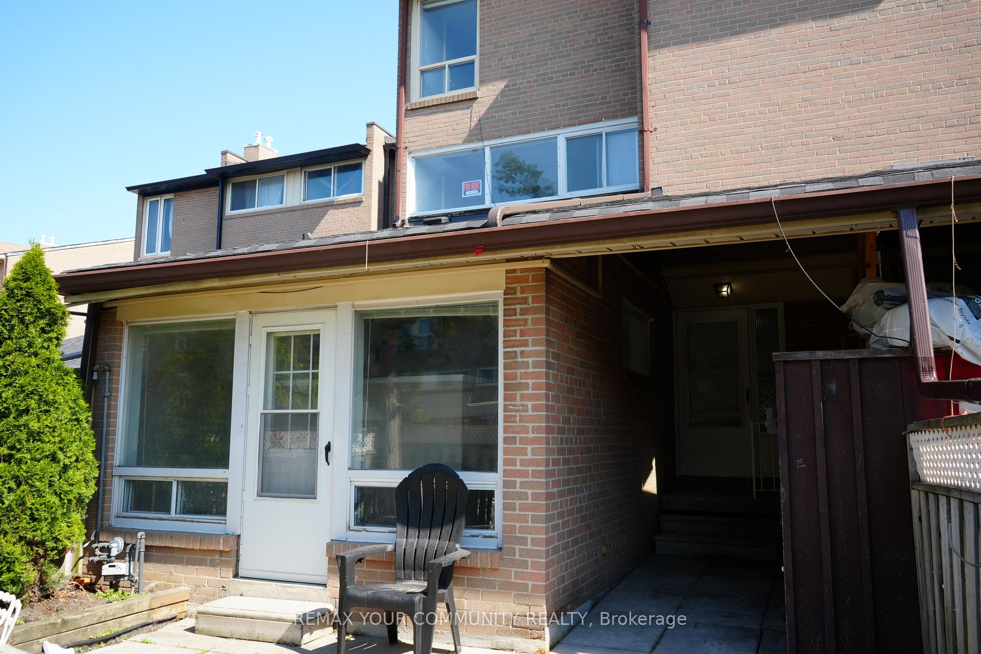 252 John Garland Boulevard 159, Toronto W10 — photo 3 of 5