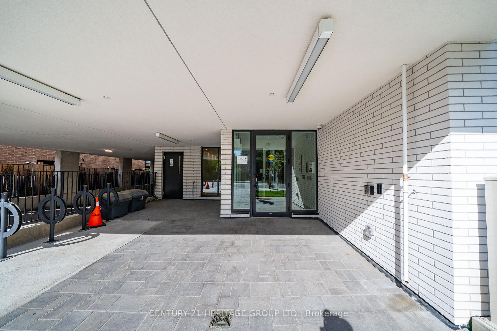 722 Marlee Avenue 102, Toronto W04 — photo 5 of 5