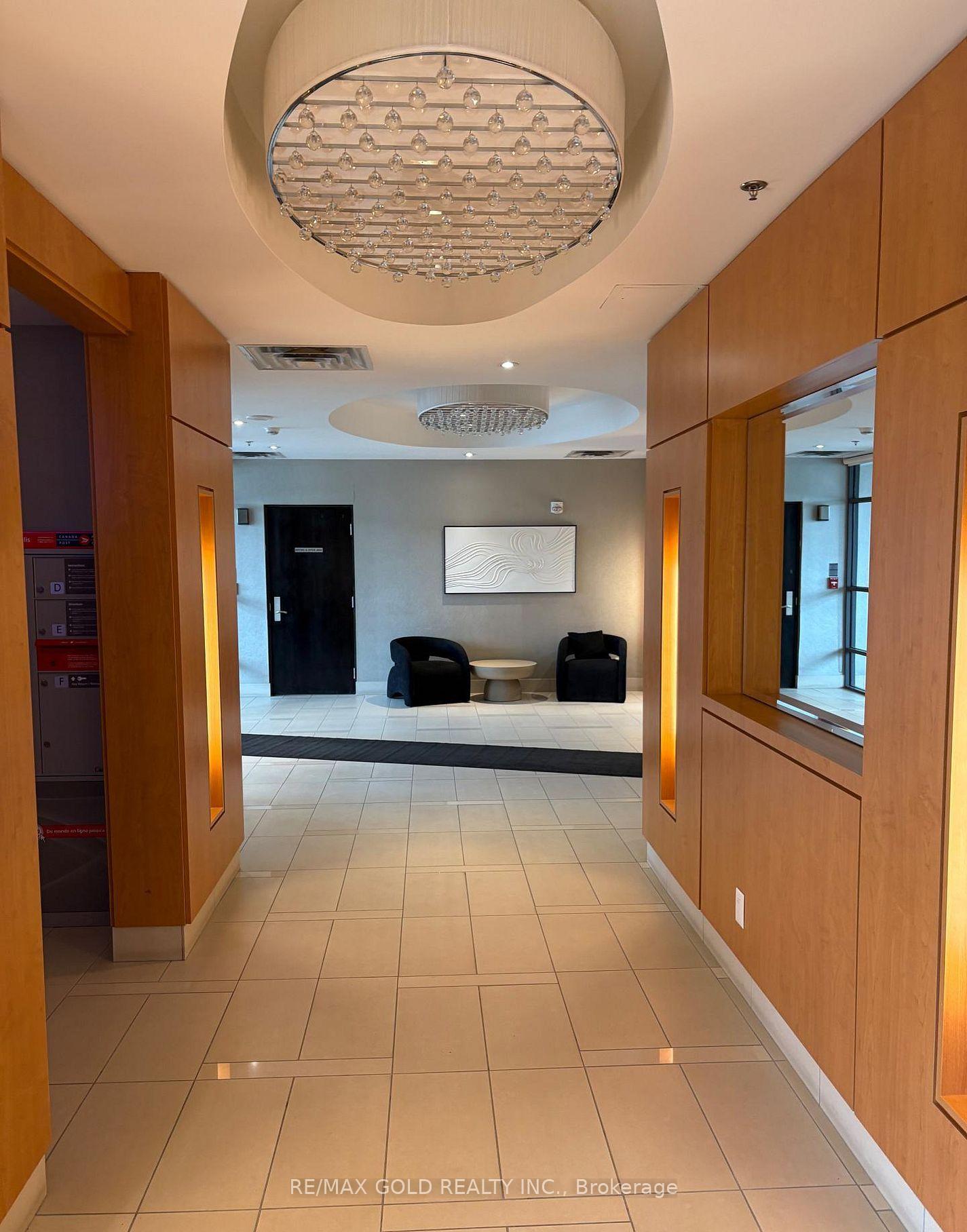 840 Queens Plate Drive 501, Toronto W10 — photo 4 of 5