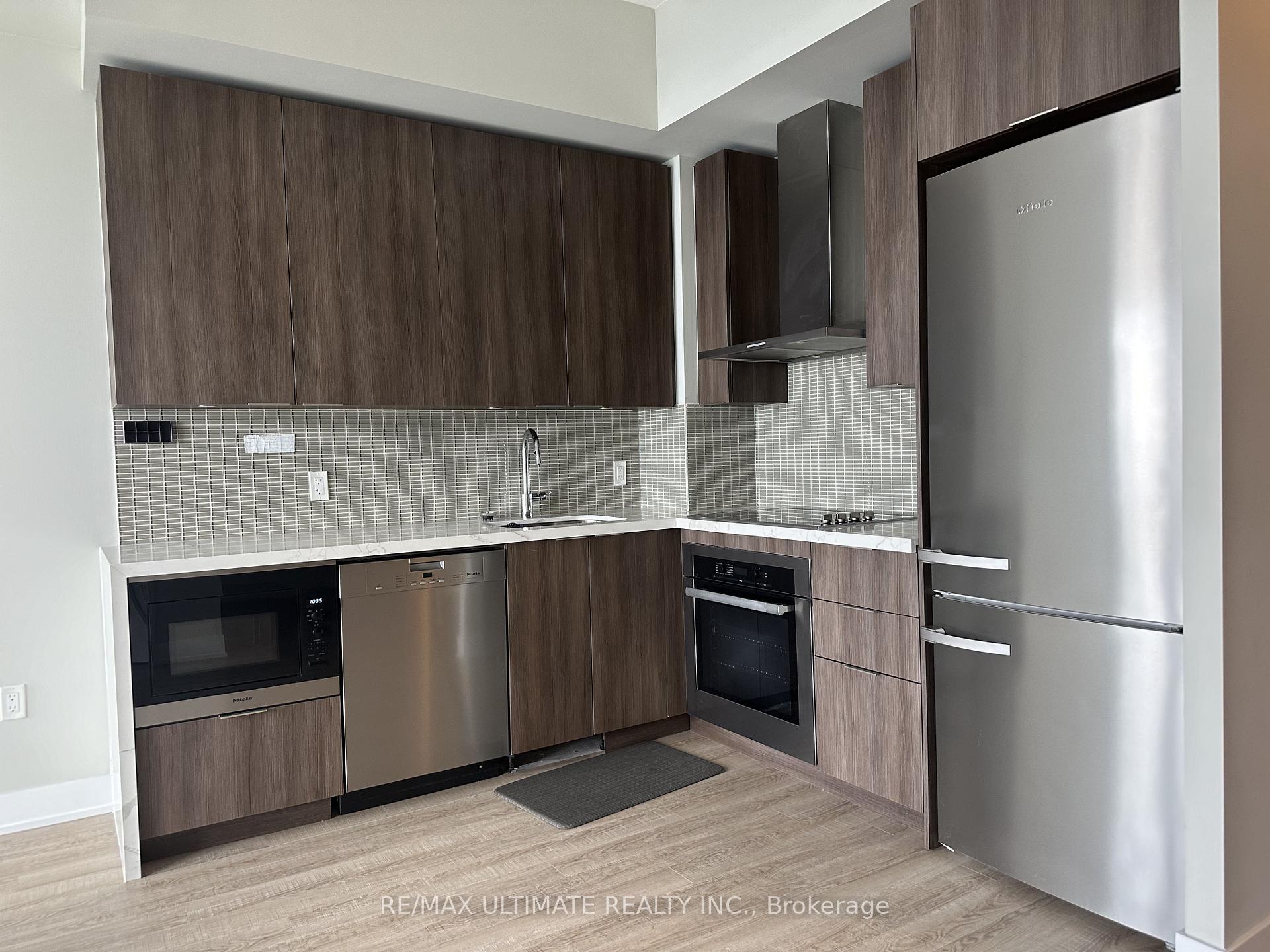 30 SE Shore Breeze Drive 6206, Toronto W06 — photo 5 of 5
