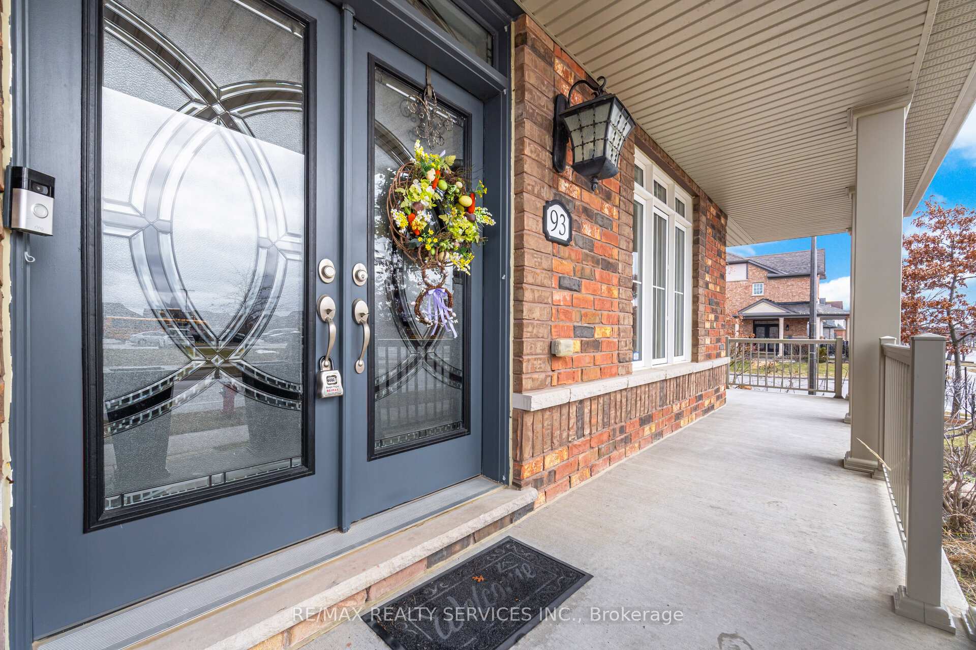 93 Learmont Avenue, Caledon — photo 4 of 5