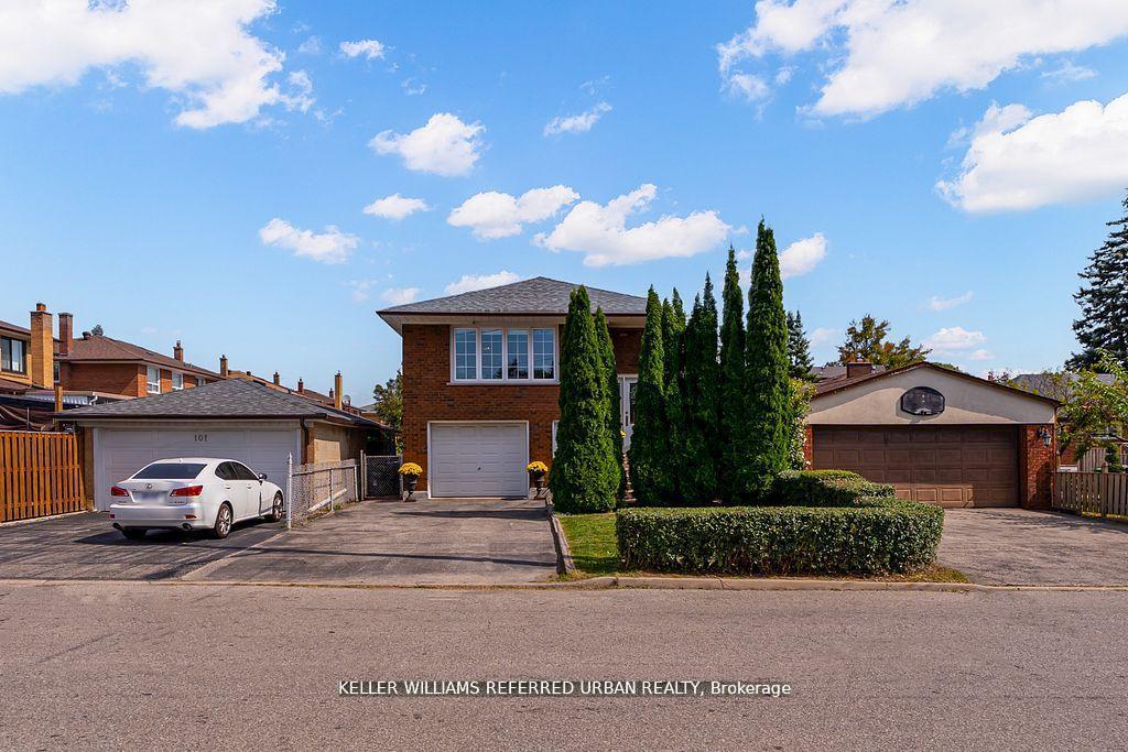 55 Tedder Street, Toronto W04 — photo 2 of 5