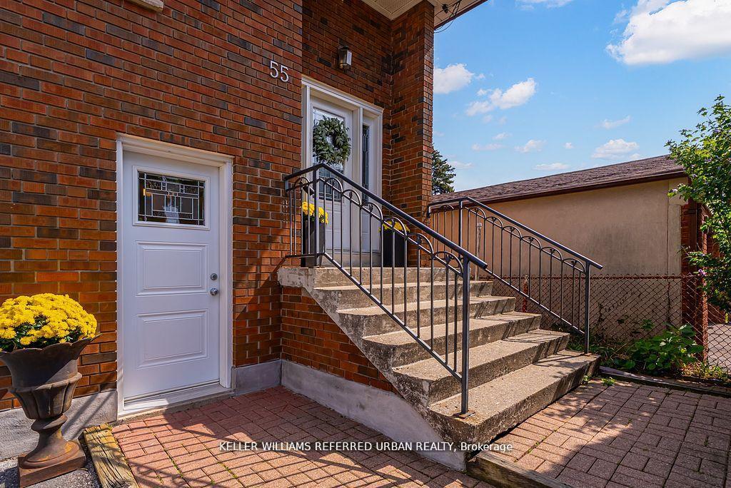 55 Tedder Street, Toronto W04 — photo 3 of 5
