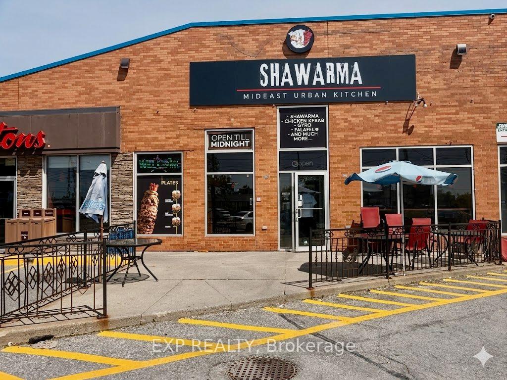 285 Rexdale Boulevard, Toronto W10 — photo 2 of 5