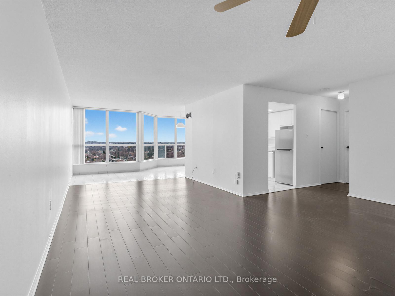 3 Rowntree Road 2106, Toronto W10, ON M9V 5G8 — Toronto W10, Ontario