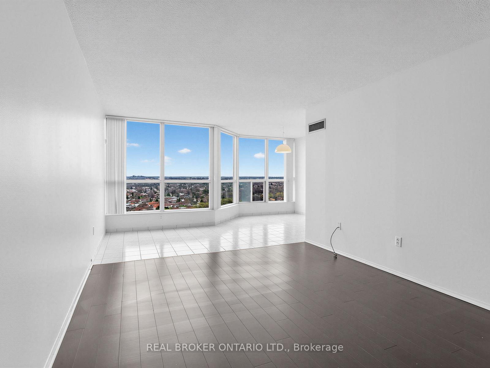 3 Rowntree Road 2106, Toronto W10 — photo 4 of 5