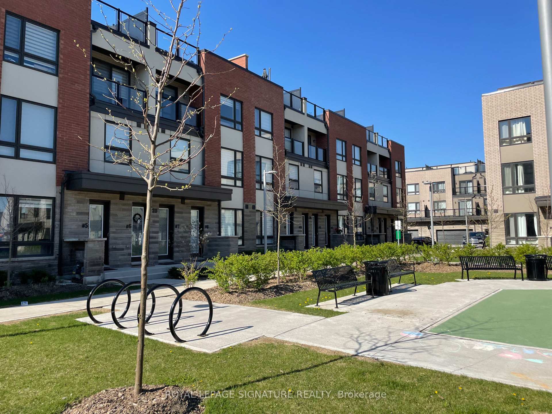 20 WoodStream Drive 11, Toronto W10 — photo 5 of 5