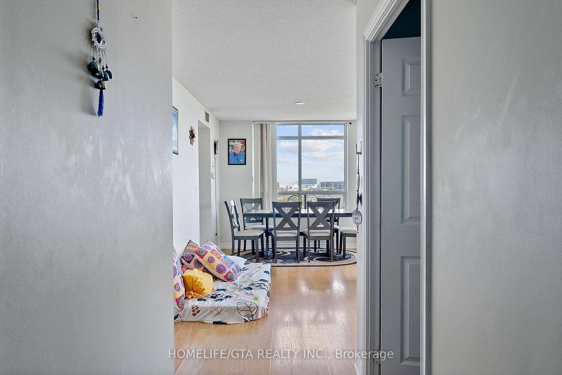 710 Humberwood Boulevard 1112, Toronto W10 — photo 5 of 5