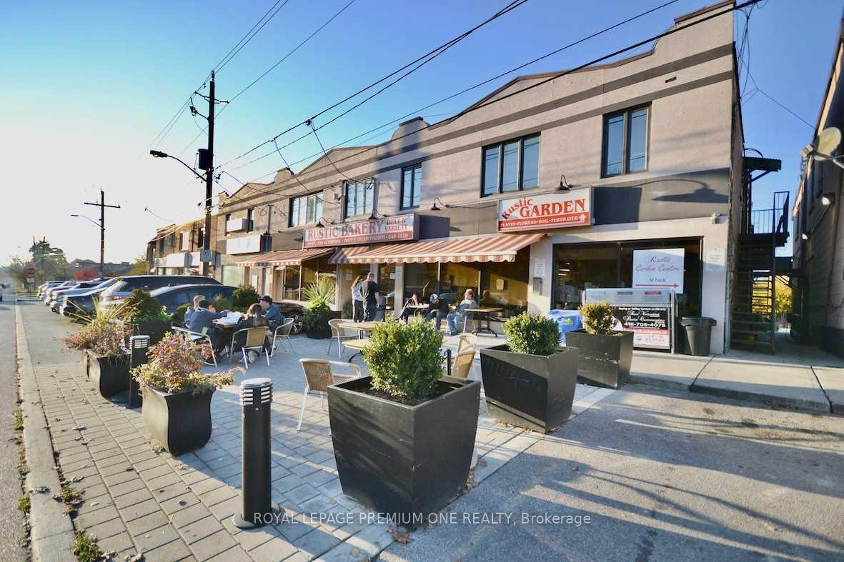 312 Rustic Road B, Toronto W04, ON M6L 1W5 — Toronto W04, Ontario